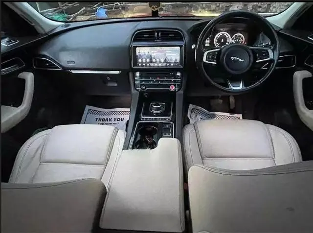 Jaguar F-Pace 2.0 R Dynamic S Petrol 2022