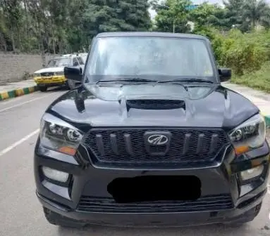 Mahindra Scorpio S4 2016