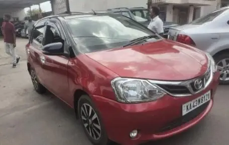 Toyota Etios V 2016