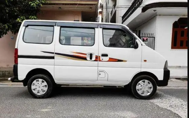 Maruti Suzuki EECO 5 STR With A/C+HTR CNG 2019