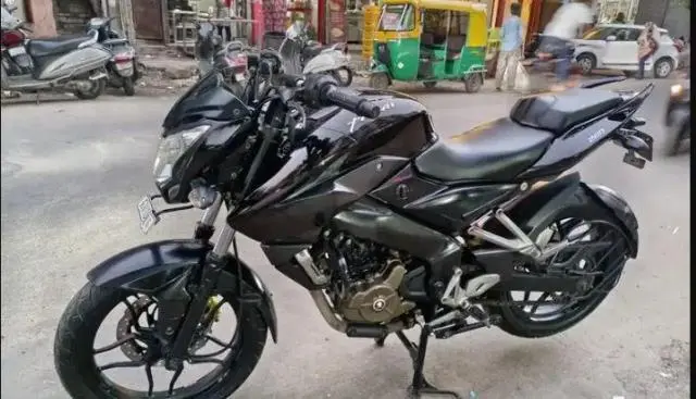 Bajaj Pulsar NS 200 2014