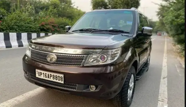Tata Safari Storme 2.2 VX 4x2 2013