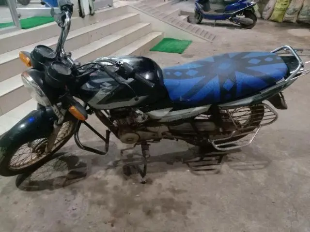 Bajaj Boxer CT100 2005