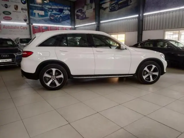 Mercedes-Benz GLC 220 D 4MATIC 2019