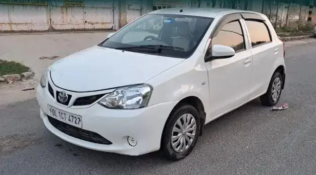 Toyota Etios GD 2015
