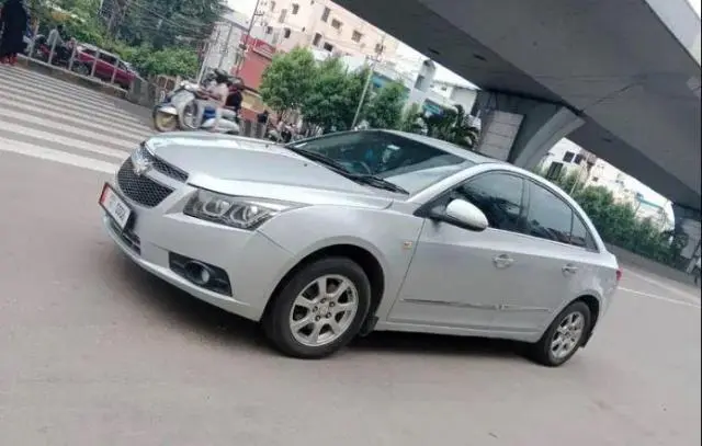 Chevrolet Cruze LTZ 2011