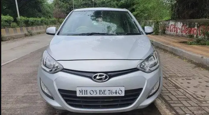 Hyundai i20 SPORTZ 1.2 BS IV 2012