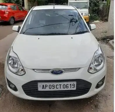 Ford Figo ZXI DURATEC 1.2 2013
