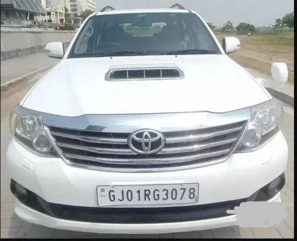 Toyota Fortuner 3.0 4X2 AT 2014