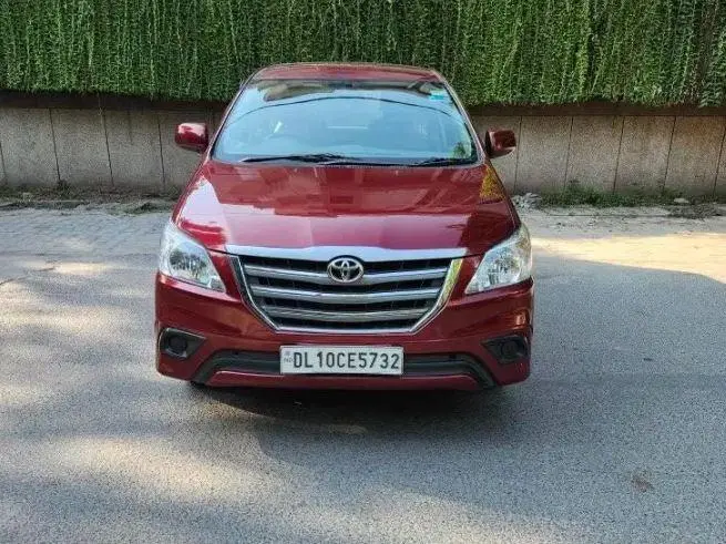 Toyota Innova 2.5 GX 7 STR BS IV 2013