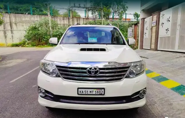 Toyota Fortuner 3.0 4X2 AT 2014
