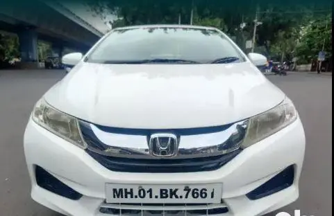 Honda City S i-VTEC 2014