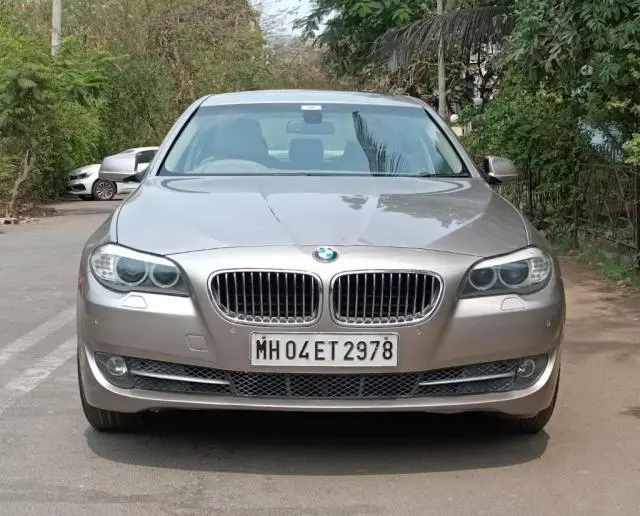 BMW 5 Series 520d 2011