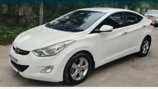 Hyundai Elantra 1.6 SX (O) 2013