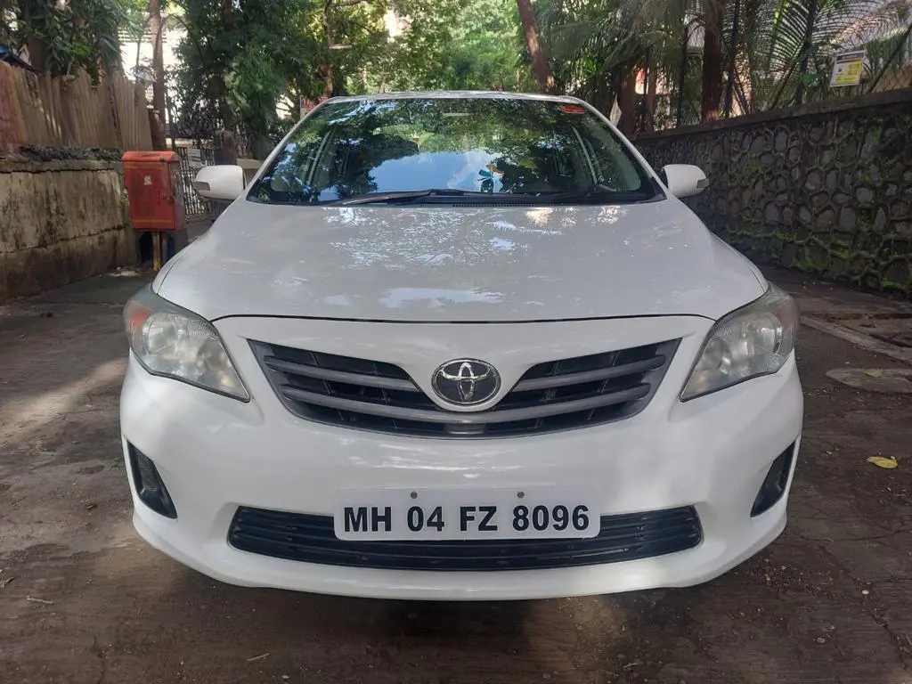 Toyota Corolla Altis 1.8 J S 2013