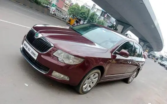 Skoda Superb ELEGANCE 2.0 TDI CR AT 2010