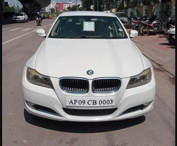 BMW 3 Series 320I 2010