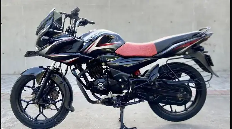 Bajaj Discover 150cc 2015