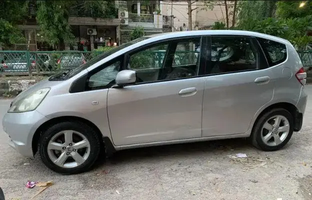 Honda Jazz VX i-VTEC 2011