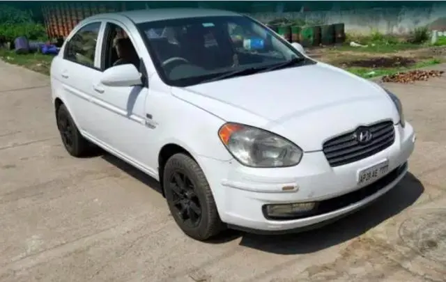 Hyundai Verna VGT CRDI SX 1.5 2008