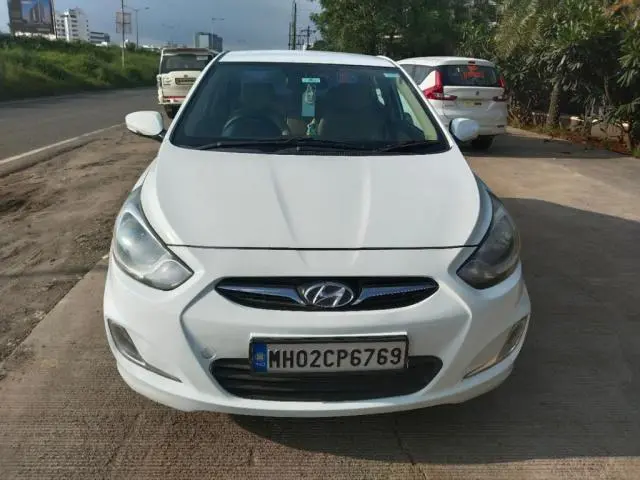 Hyundai Verna FLUIDIC 1.6 VTVT SX 2012