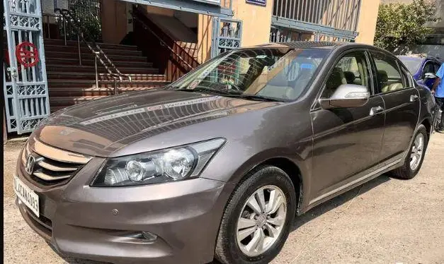 Honda Accord 2.4 VTi L MT 2011
