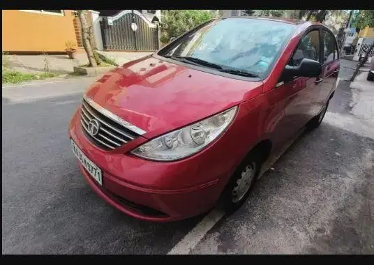 Tata Indica Vista Aqua TDI BS-III 2012