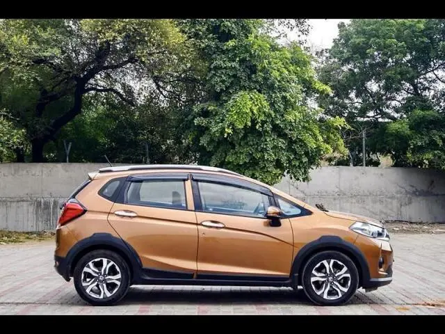 Honda WR-V VX Petrol 2017