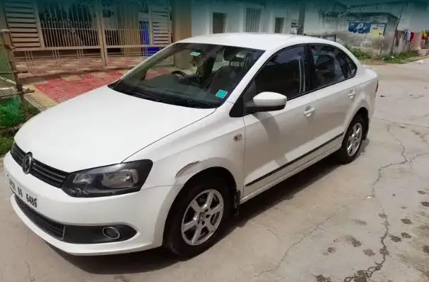 Volkswagen Vento Highline Diesel 2013