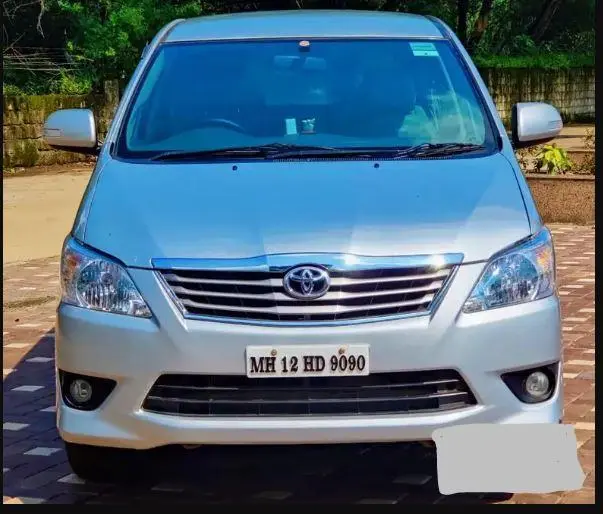 Toyota Innova 2.5 V 8 STR 2012