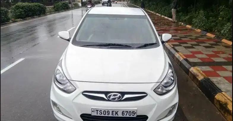 Hyundai Verna 1.4 CRDi 2011