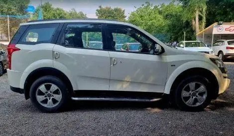 Mahindra XUV500 W8 2013