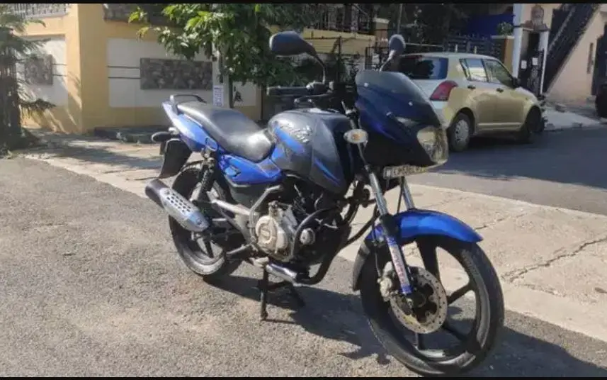 Bajaj Pulsar 150cc 2015