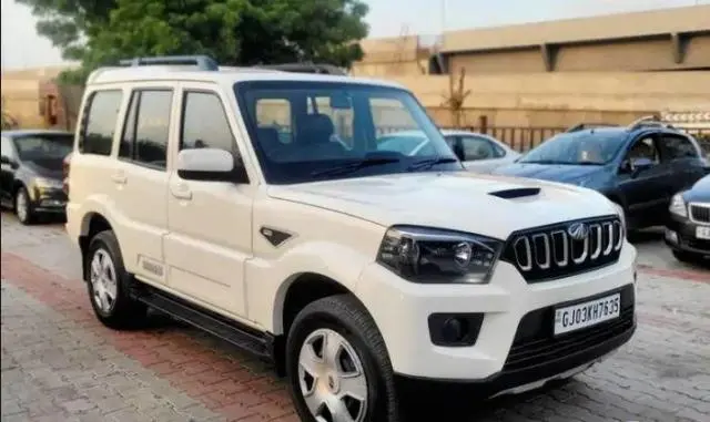 Mahindra Scorpio S7 140 bhp 2WD 2018