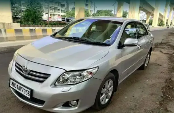 Toyota Corolla Altis 1.8 VL AT 2011