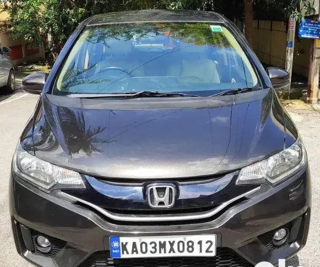 Honda Jazz V CVT i-VTEC 2015