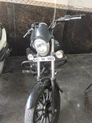 Bajaj Avenger Street 180 2018