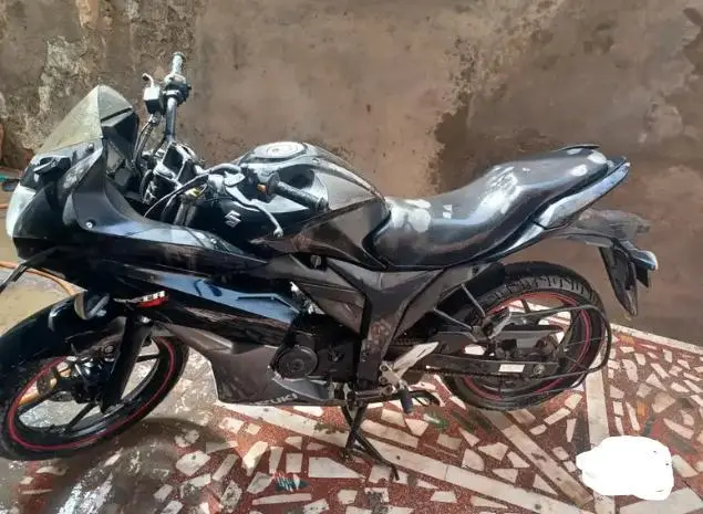 Suzuki Gixxer 150cc 2015