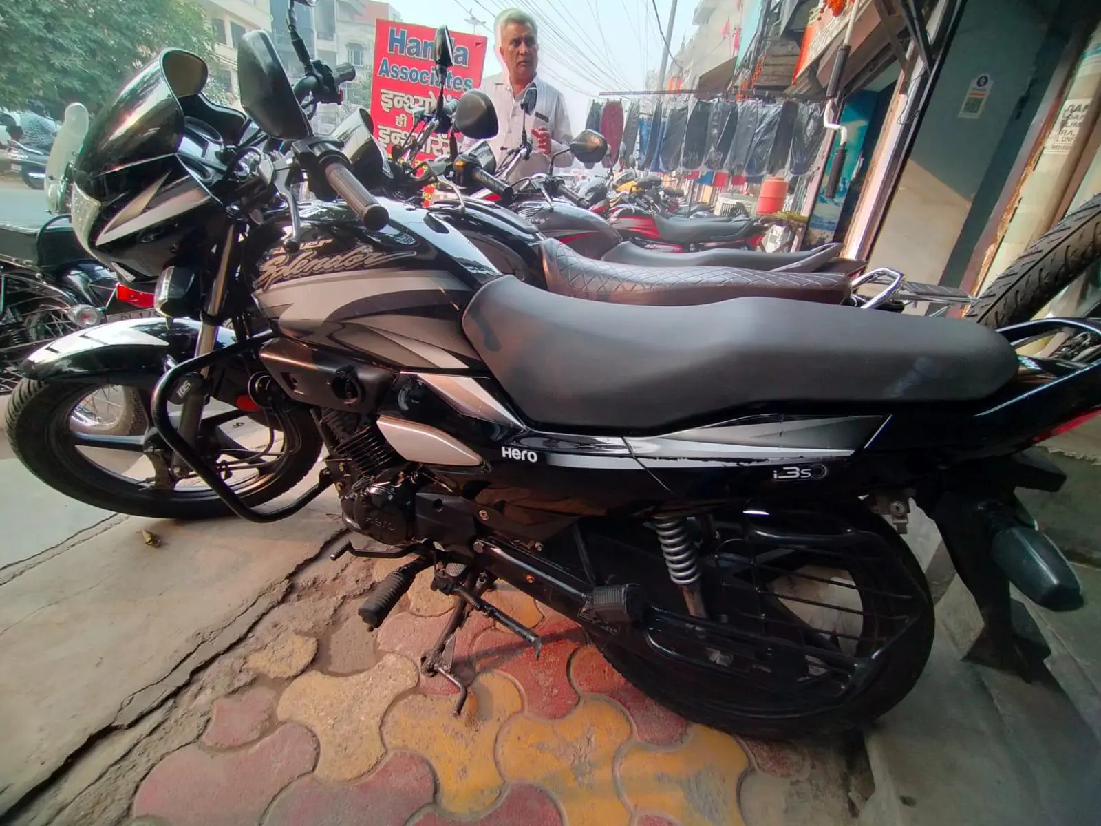 Hero Super Splendor 125cc i3s 2019