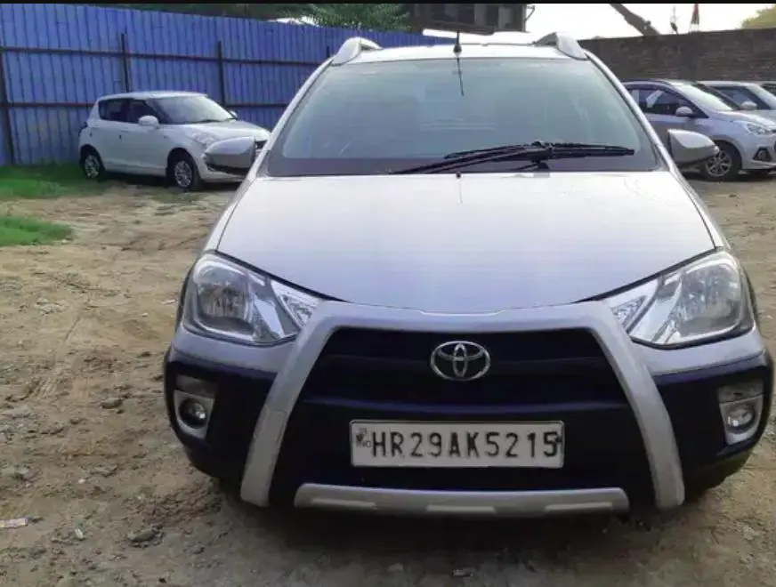 Toyota Etios Cross 1.2 G 2015