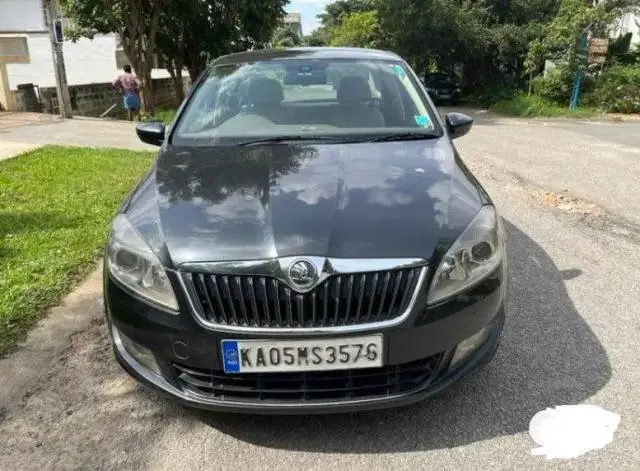 Skoda Rapid 1.5 TDI CR Style Plus AT 2015