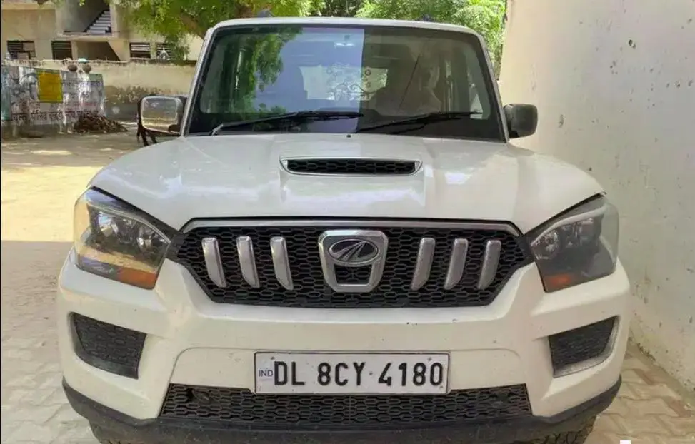 Mahindra Scorpio S6 Plus 2016