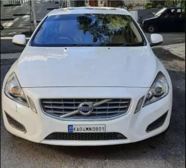 Volvo S60 Kinetic D4 2014