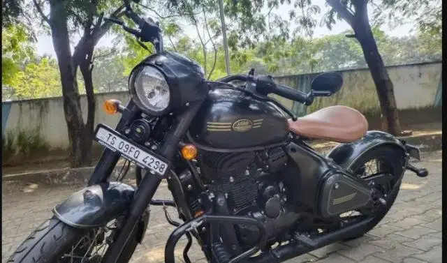 Jawa Perak 330cc 2021