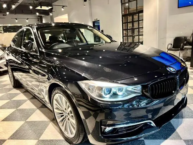 BMW 3 Series GT 320d Luxury Line 2014