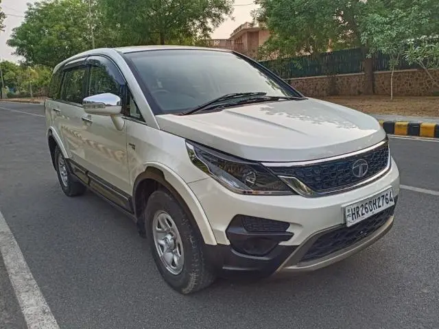Tata Hexa XMA 4x2 7 STR 2017