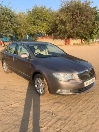 SKODA SUPERB Elegance 1.8 TSI MT 2011