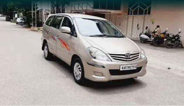Toyota Innova 2.5 G (Diesel) 7 Seater 2011