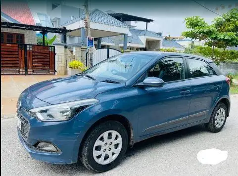 Hyundai i20 SPORTZ 1.2 BS IV 2014