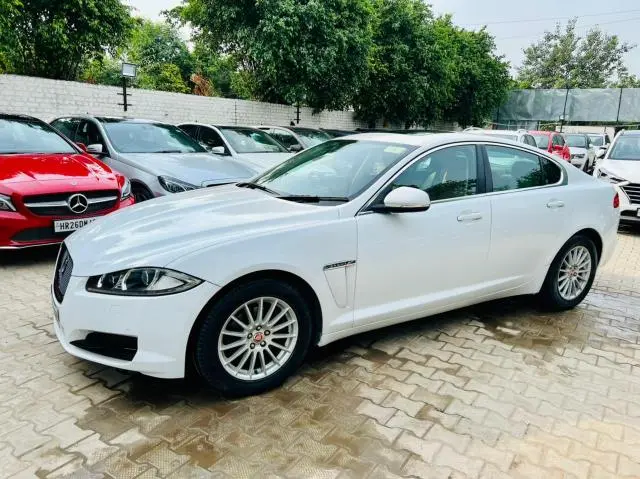 Jaguar XF 2.2 Diesel Luxury 2015